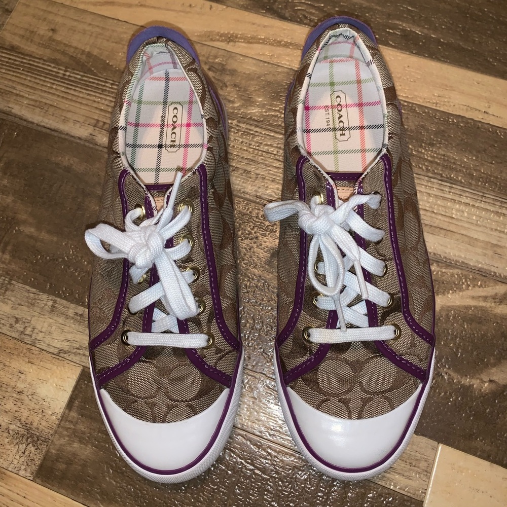 CUTE SHOES COACH SZ 10